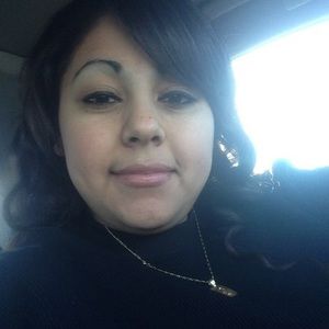 Meet your Posher, Alejandra